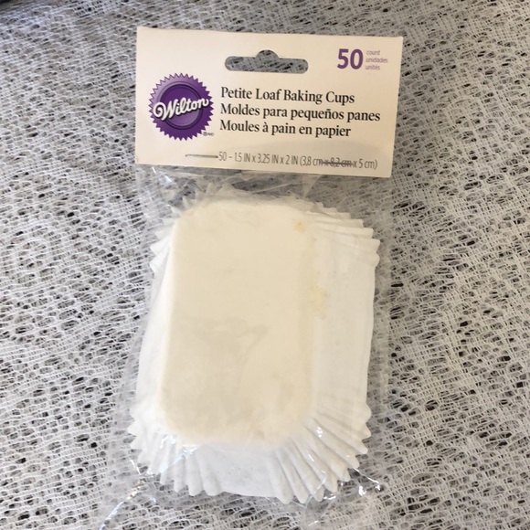 New! Wilton Premium Non-Stick 8 Mini Loaf Pan with Baking Cup Liners - Picture 8 of 12